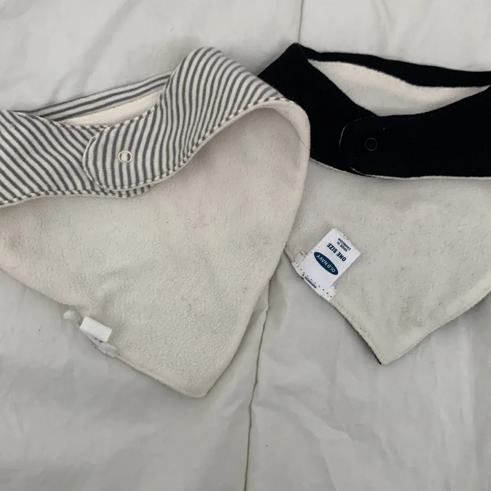 Old Navy set of 6 handkerchief bibs